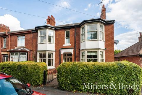 4 bedroom semi-detached house for sale, Kings Road, Melton Mowbray