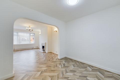 26 Avondale Drive, Astley, Manchester, M29 7ES