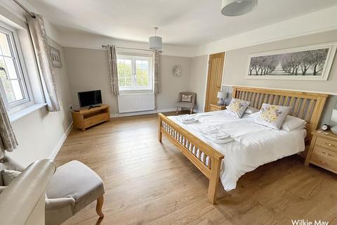undefined, Middle Street, Minehead TA24