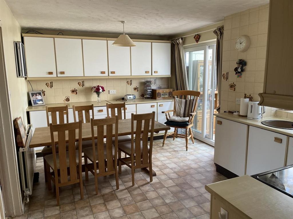 Kitchen.JPEG