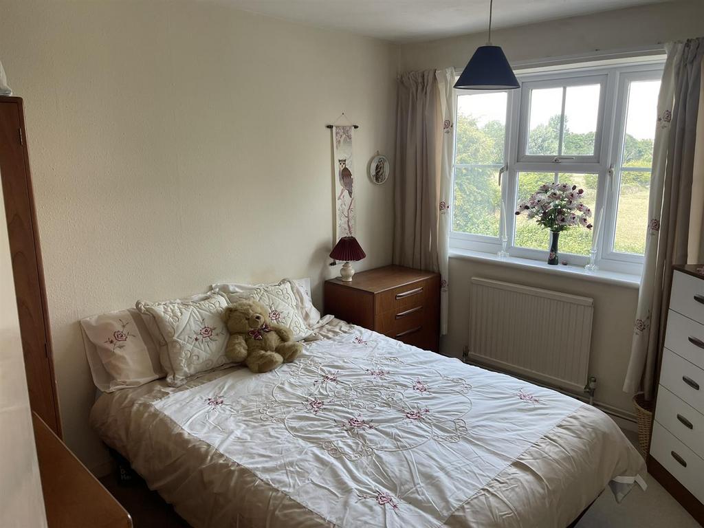 Bedroom 2.JPEG