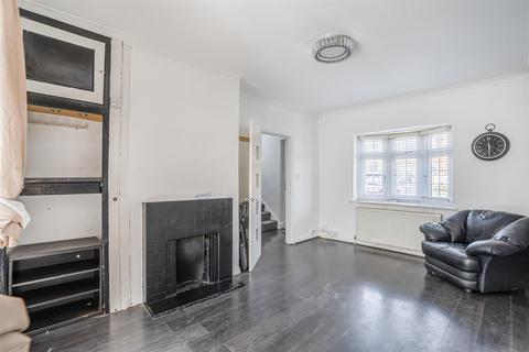 3 bedroom terraced house for sale, Greenwood Gardens, Fairlop