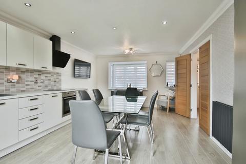 Grosvenor Road, Kingswood, Hull, East Riding of Yorkshire, HU7 3DS