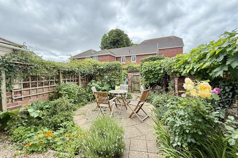33 Ebrington Road, Exeter, EX2 8JS