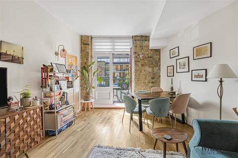 1 bedroom flat for sale, Globe Wharf, Rotherhithe, SE16