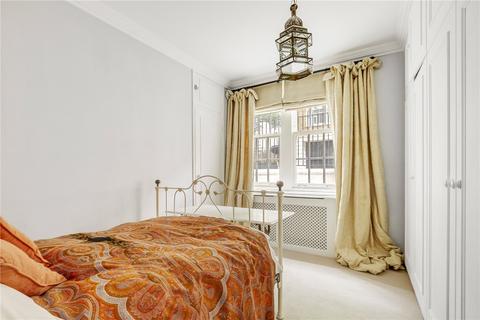 Flat 2, Grove House Chelsea Manor Street, London, SW3 5QB