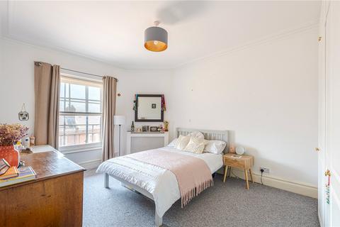 2 bedroom apartment for sale, Cambridge Mansions, Cambridge Road, London, SW11