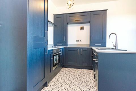 Puffin House Fernbrook Road, Penmaenmawr, LL34 6DE