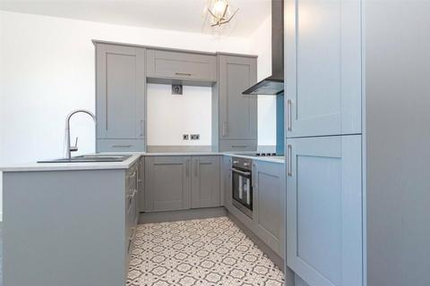 Puffin House Fernbrook Road, Penmaenmawr, LL34 6DE