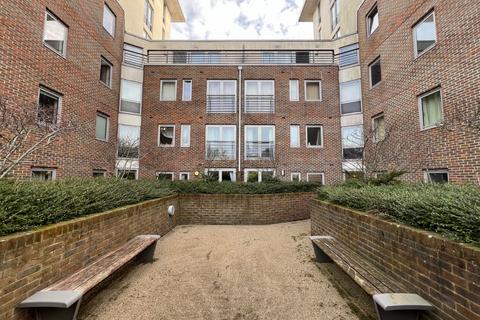 1 bedroom flat for sale, Cross Street, Hampshire PO1