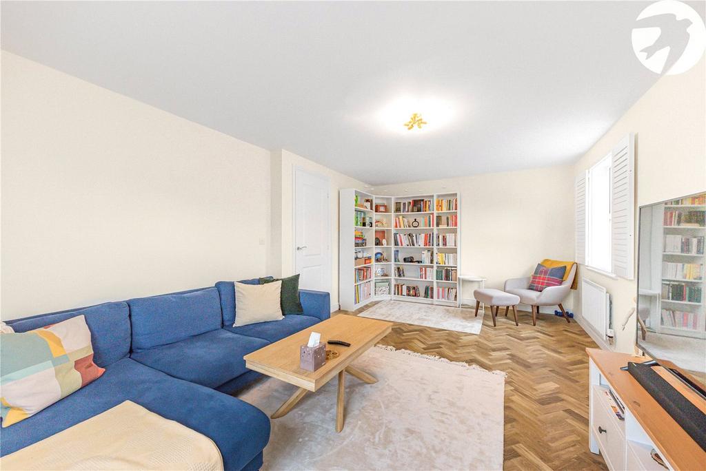 Lounge/Bedroom Two