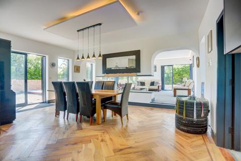 5 bedroom detached house for sale, Bostal Road, Steyning, BN44