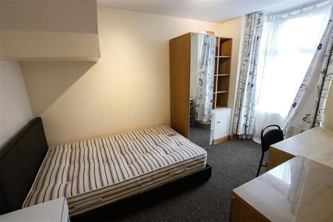 6 bedroom terraced house for sale, Tiverton Road, Birmingham, West Midlands, B29