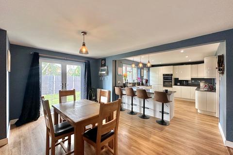 4 bedroom detached house for sale, Church Road, Hereford, HR1