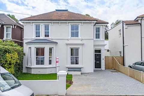 5 bedroom detached house for sale, Fearon Road, Hastings