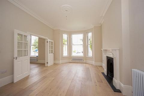 5 bedroom detached house for sale, Fearon Road, Hastings