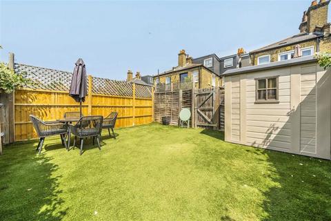 3 bedroom flat for sale, Ashleigh Road, London SW14