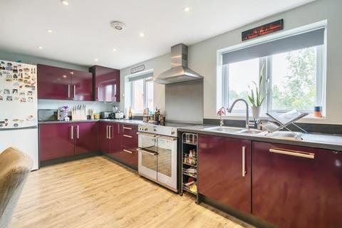 130 Barber Road, Basingstoke, RG22 4EY