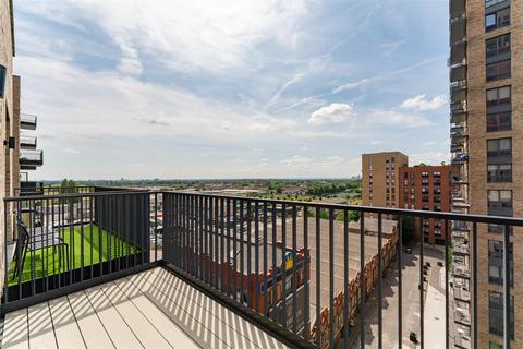3 bedroom apartment for sale, Healum Avenue, Southall UB2