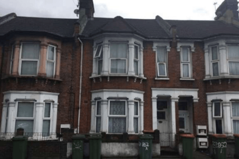 Romford Road, E12