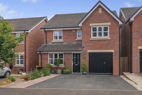 4 bedroom detached house for sale, Maindiff Drive, Abergavenny