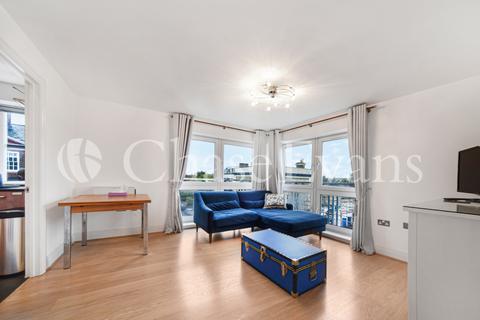 2 bedroom flat to rent, Meridian House, St. Davids Square, Docklands, London, E14