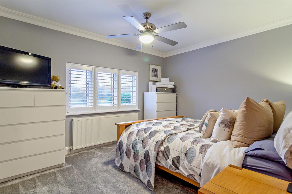 8446379-interior06-800.jpg