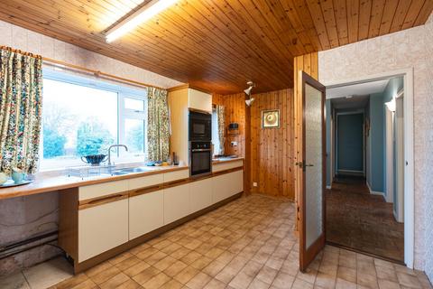 3 bedroom detached bungalow for sale, Woodperry Road, Beckley, OX3