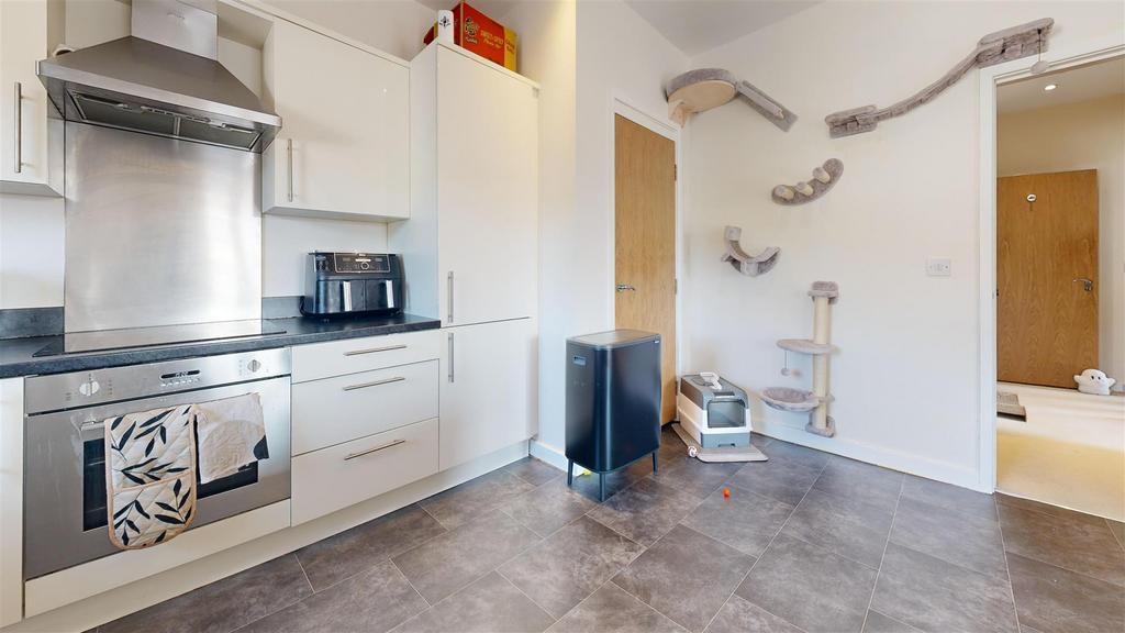 9-Bankes-Court-Gentian-Way-Kitchen 1.jpg