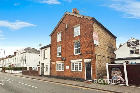 undefined, East Street, Farnham, Surrey, GU9
