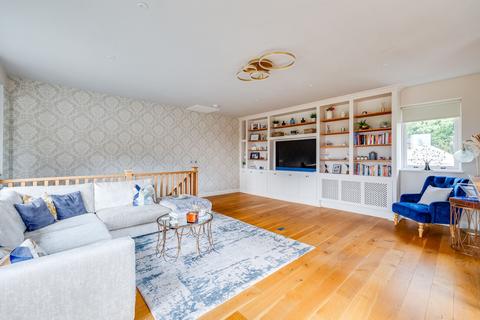 4 bedroom end of terrace house for sale, Manor Lane, Wrexham LL12