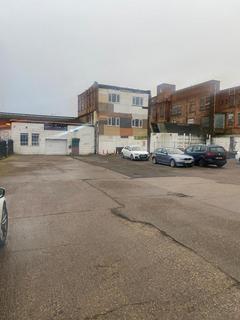Distribution warehouse to rent, Evington Valley Rd Leicester LE5 5LN