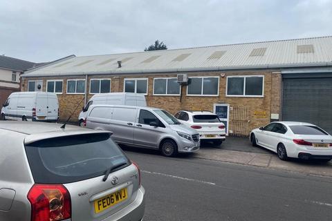 Industrial unit to rent, 47 Gipsy Ln Leicester LE4 6RD