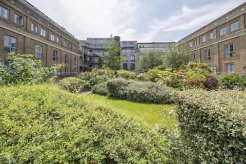 1 bedroom flat for sale, Islington Green, Angel, London, N1