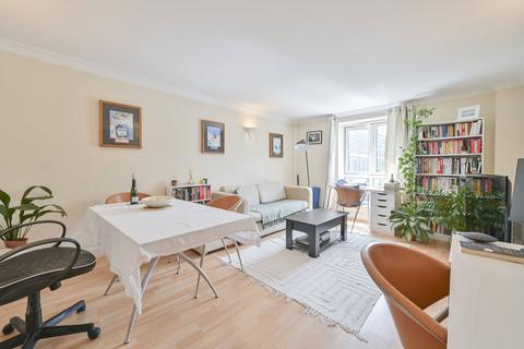 1 bedroom flat for sale, Islington Green, Angel, London, N1