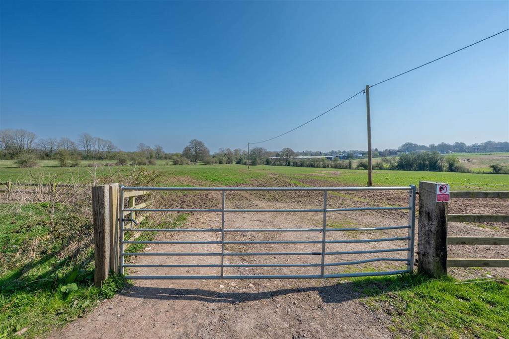 Access (LOT C)