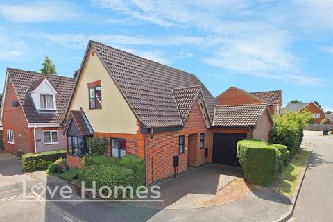 3 bedroom detached house for sale, Durham Close, Flitwick