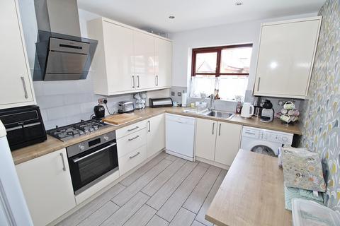3 bedroom detached house for sale, Durham Close, Flitwick