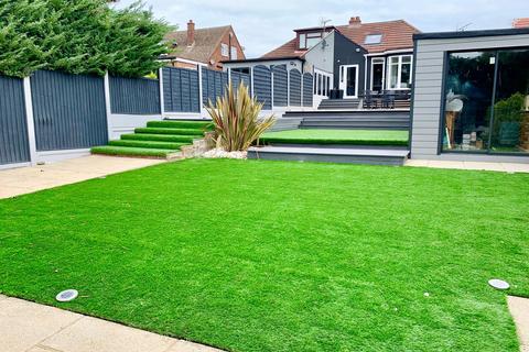 3 bedroom semi-detached house for sale, Noak Hill, Romford, RM3