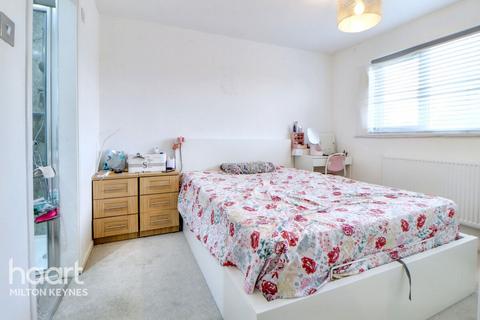 13 Broadpiece, Pennyland, Milton Keynes, MK15 8AT