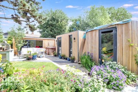 undefined, Addison Road, Milton Keynes