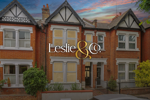 Ground Floor Flat, 19 Lawn Gardens, London, W7 3JN