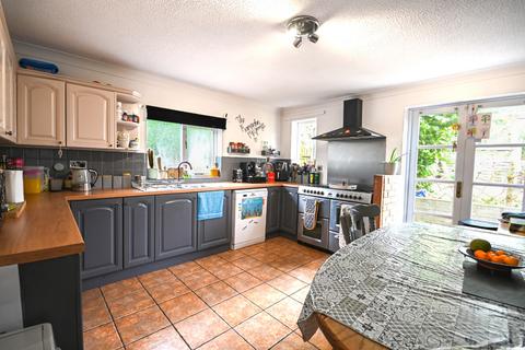 4 bedroom detached house for sale, Main Street, Yaxley PE7