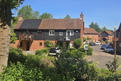3 bedroom semi-detached house for sale, Hobart Crescent, Willen park
