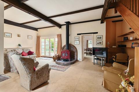 3 bedroom barn conversion for sale, Wittersham Road, Iden, Near Rye, East Sussex TN31 7XB