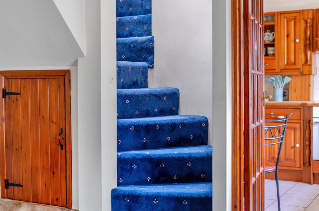 1300251-17-6838666d582b4