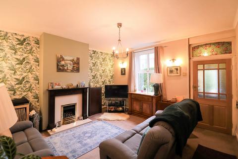 undefined, Gladstone Street, Glossop SK13
