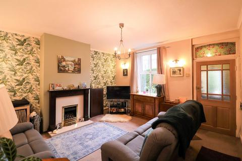 undefined, Gladstone Street, Glossop SK13