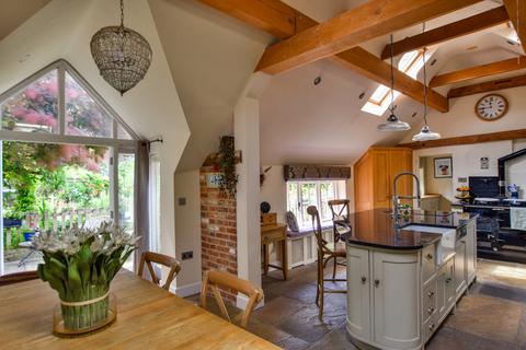 4 bedroom detached house for sale, Braintree Road, Felsted