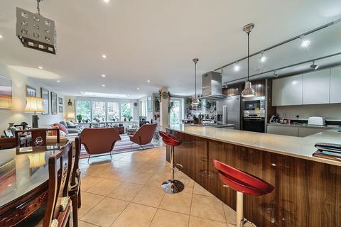 undefined, Storrington - close to village centre with 2 designated parking spaces